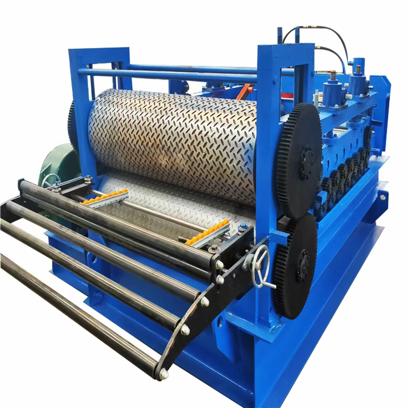 Metal Embossing Roll Forming Machine